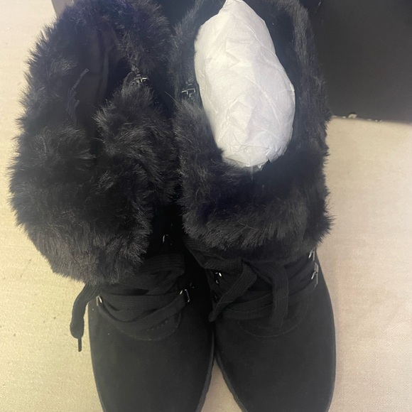 Torrid 8.5 faux fur lined wedge brand new! - Picture 5 of 6